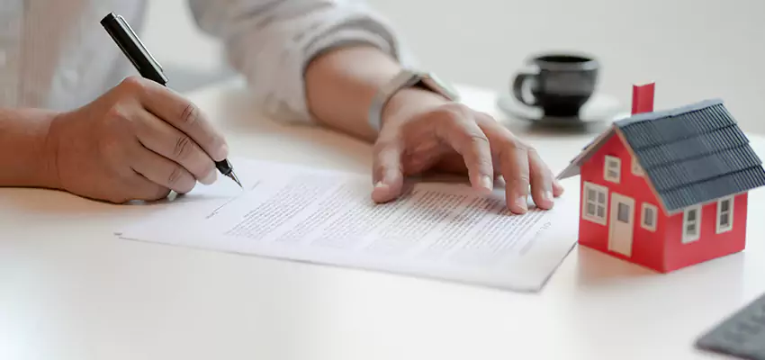 How We Calculate Your Sell House in Foreclosure Offer in Floral Park, New York?